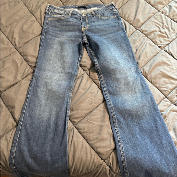 Euc women’s hollister jeans - Picture 1 of 3